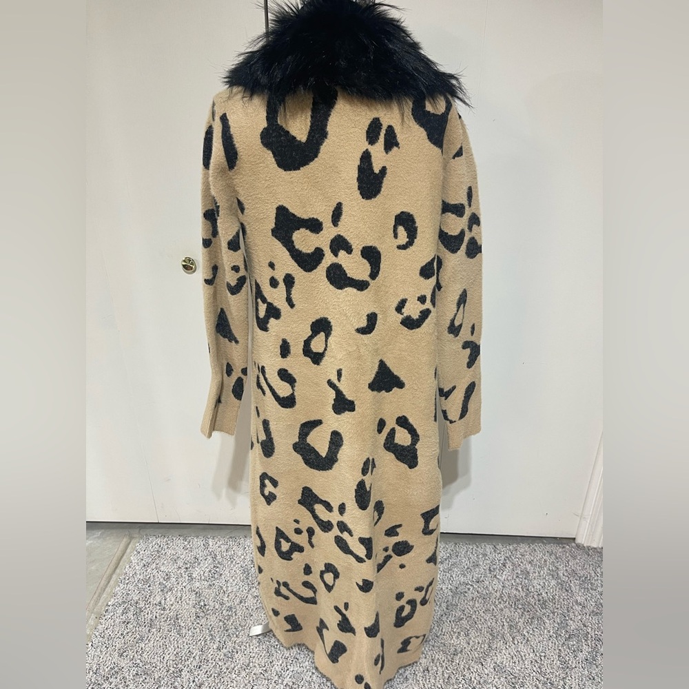 NWOT Donna Salyers Fabulous Furs Sweater Coat - Picture 8 of 14